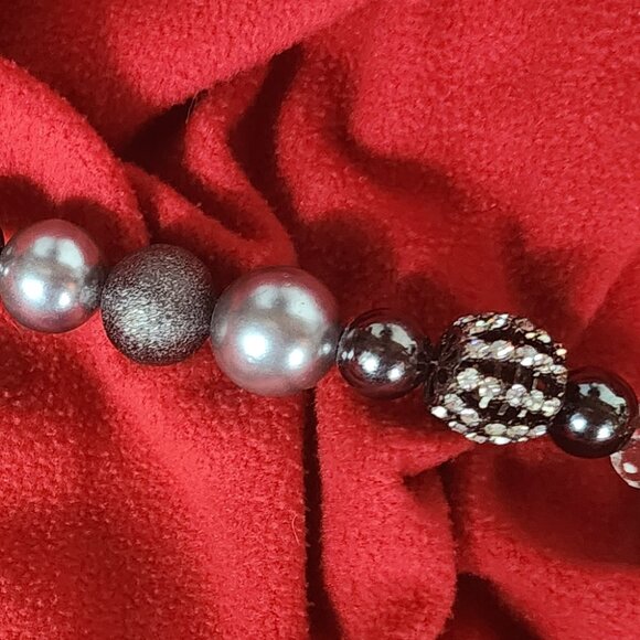 Chico's Gunmetal Filigree Crystal Ball Pewter Silver Faux Pearl 41" Necklace - Picture 13 of 16